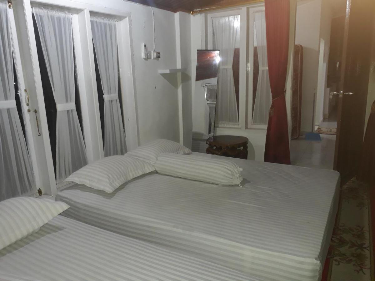 Bumimi Homestay Painan Extérieur photo