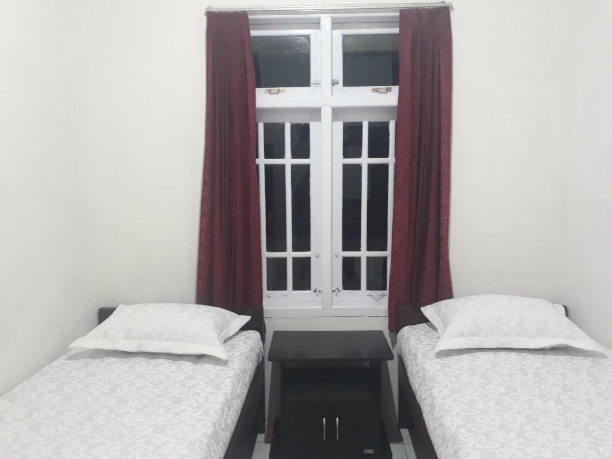 Bumimi Homestay Painan Extérieur photo